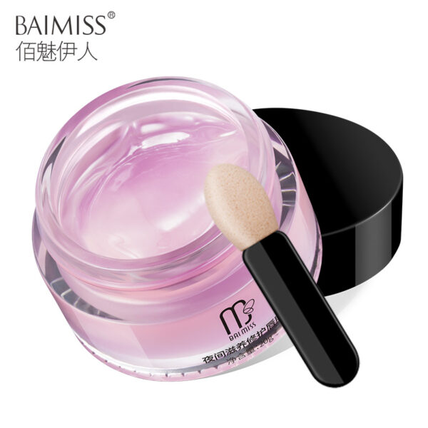 This is Repairing Lip Mask for woman and girls