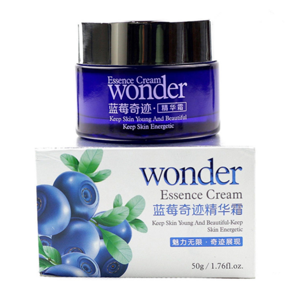 wonder blueberry day cream packaging