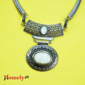 antique jewelry white agate necklace