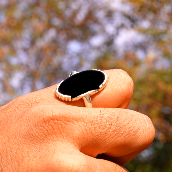 Black hand ring image 3
