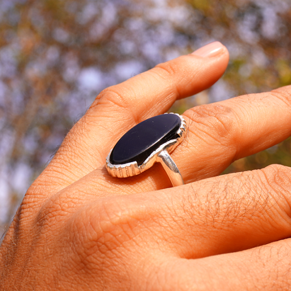 Hand silver ring with Black agate image 4