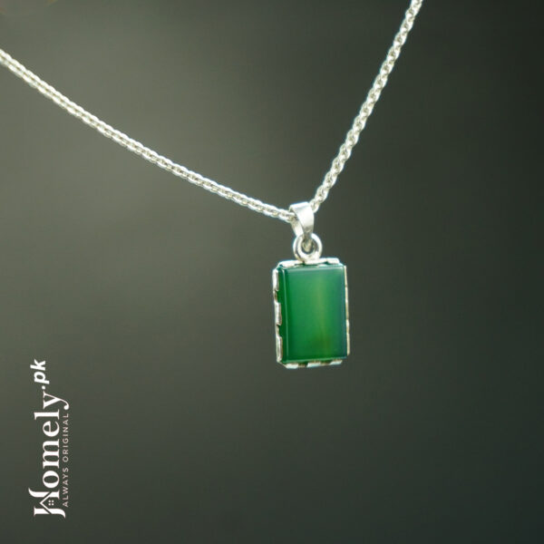 green aqeeq locket